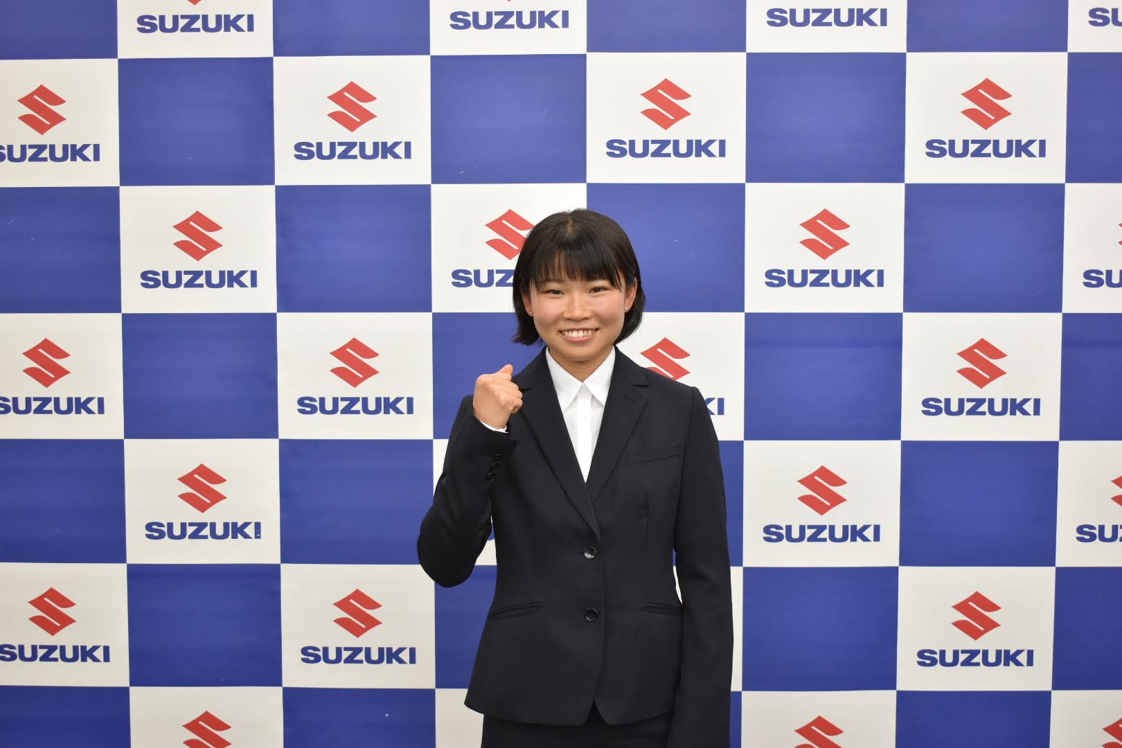 選手写真:岩田 優奈