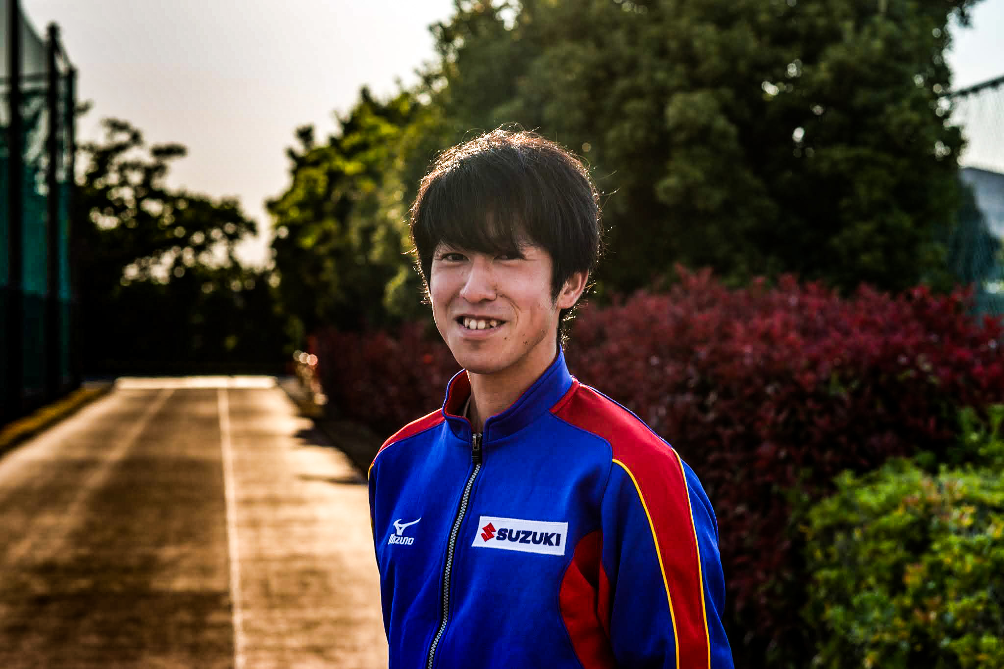 選手写真:横山 諒