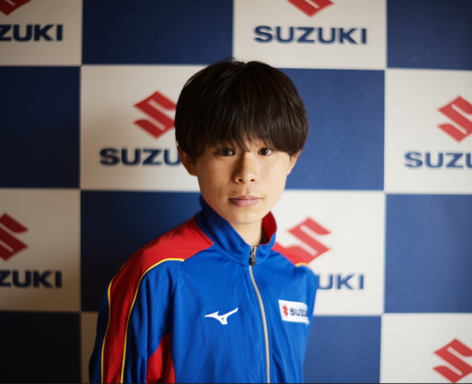 選手写真:鈴木 尚輝
